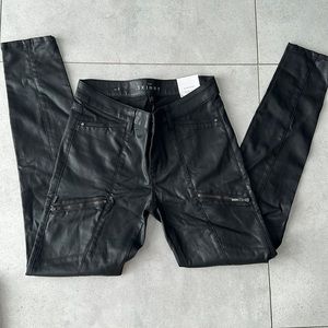 White House black market black pant size 4